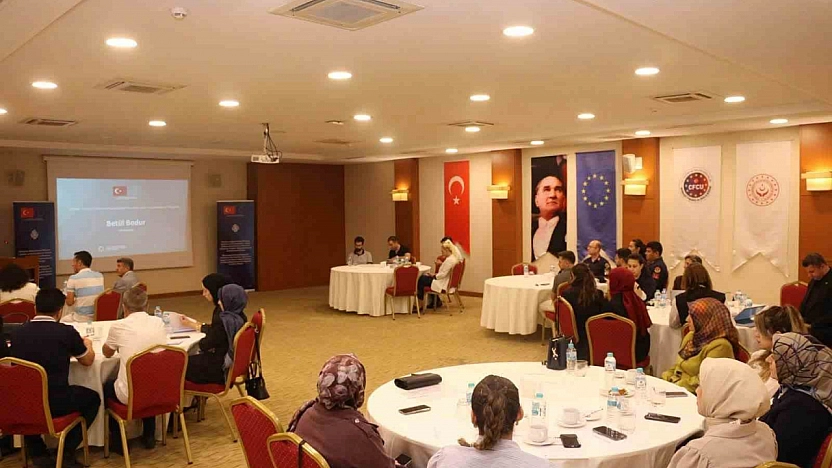 Elazığ'da Kadına Yönelik Şiddete Karşı Çalışmalar Masaya Yatırıldı