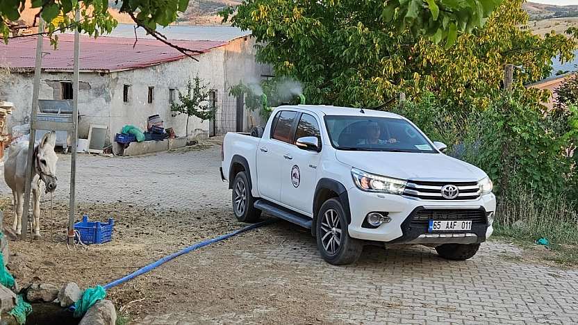 Elazığ'da Köyler Haşerelere Karşı İlaçlanıyor