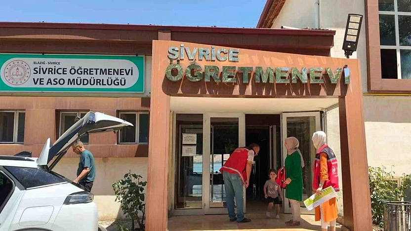 Mobil Sosyal Hizmet Aracı Elazığ'da Gönüllere Dokunuyor