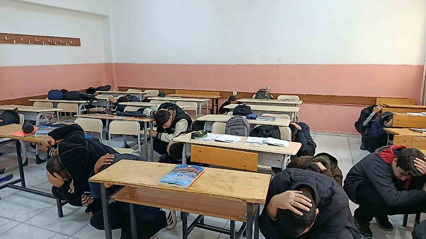 Elazığ'da Öğrenciler Afetlere Karşı Bilinçlendiriliyor