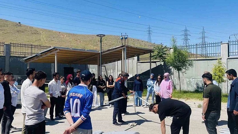 Elazığlı Öğrenciler Afetlere Karşı Bilinçlendirildi