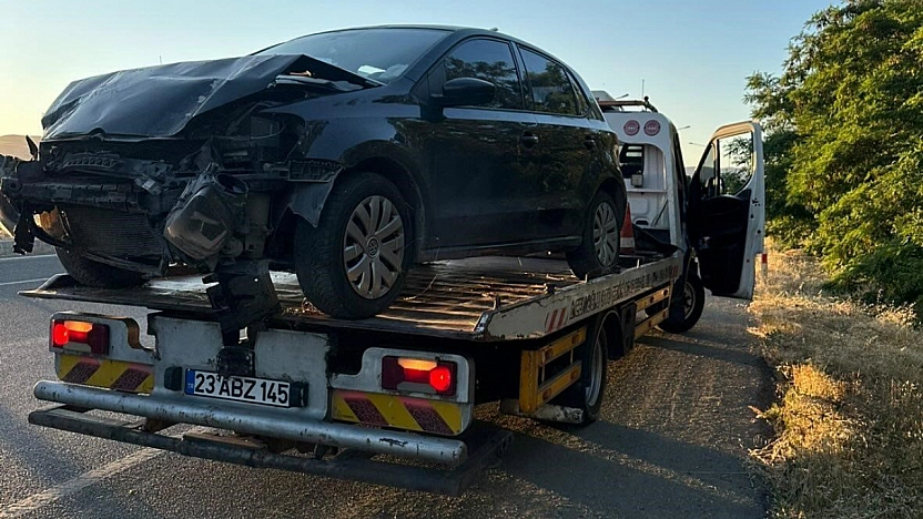 Elazığ'da Şarampole Uçan Otomobilde 1 Kişi Yaralandı