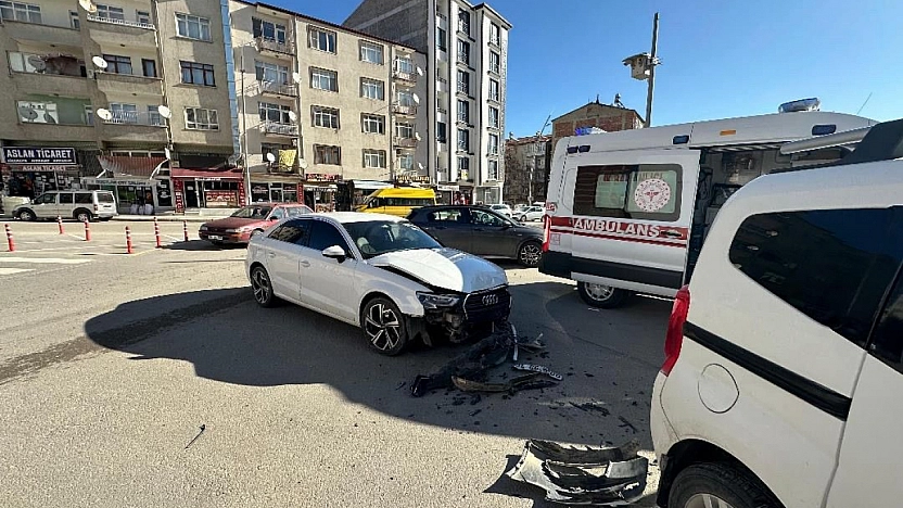 Elazığ'da Kaza: 1 Kişi Yaralandı