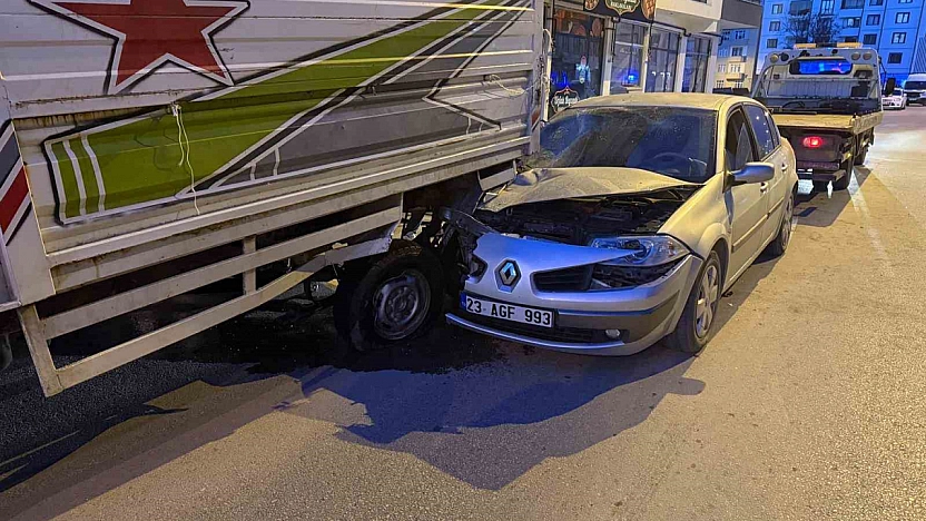 Elazığ'da Trafik Kazasında 1 Kişi Yaralandı
