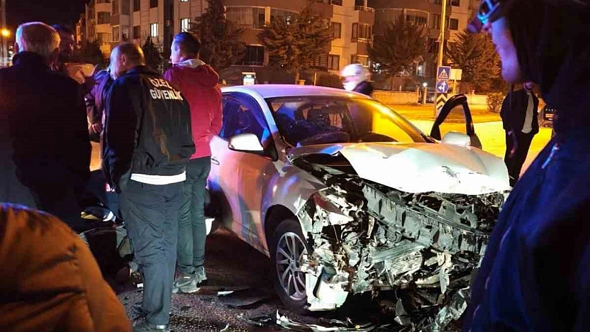 Elazığ'da Korkutan Kaza: 2 Yaralı