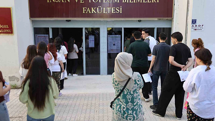Elazığ'da YKS Heyecanı Sürüyor