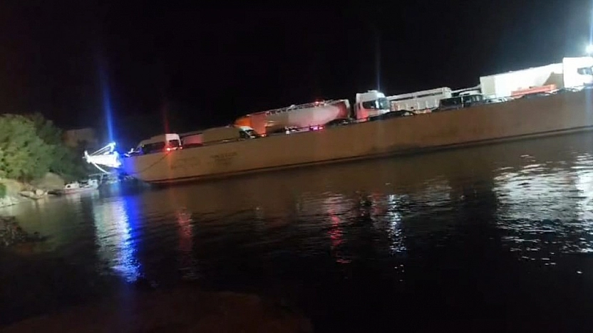 Elazığ-Pertek Hattında Korku Dolu Anlar: Feribotta Motor Arızası