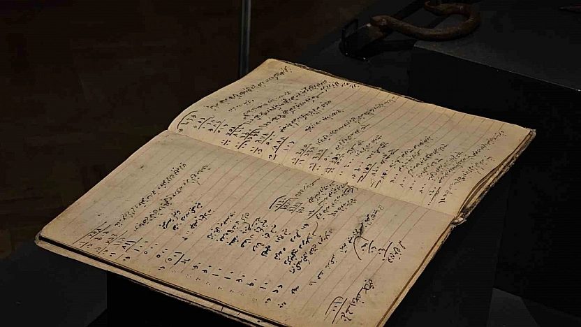 Elazığ'da Osmanlı'dan Kalan Veresiye Defteri Sergileniyor