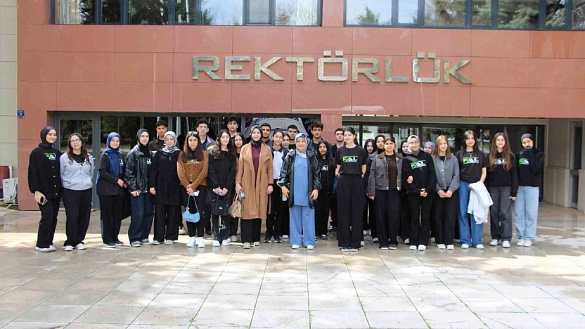 Fırat Üniversitesi'nde Okul Gezileri Sürüyor
