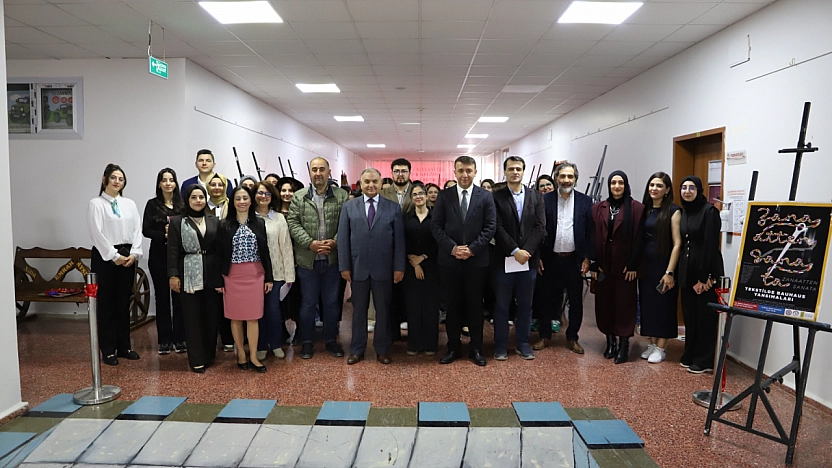 Fırat Üniversitesi'nde 'Tekstilde Bauhaus Yansımaları' Sergisi Açıldı
