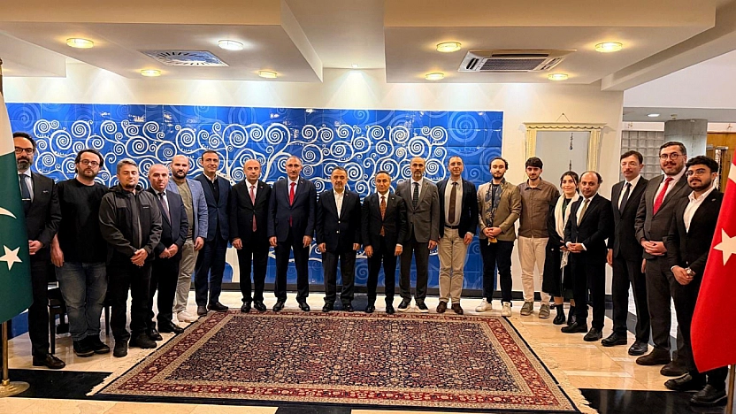 Fırat Üniversitesi Pakistan'da Tanıtıldı