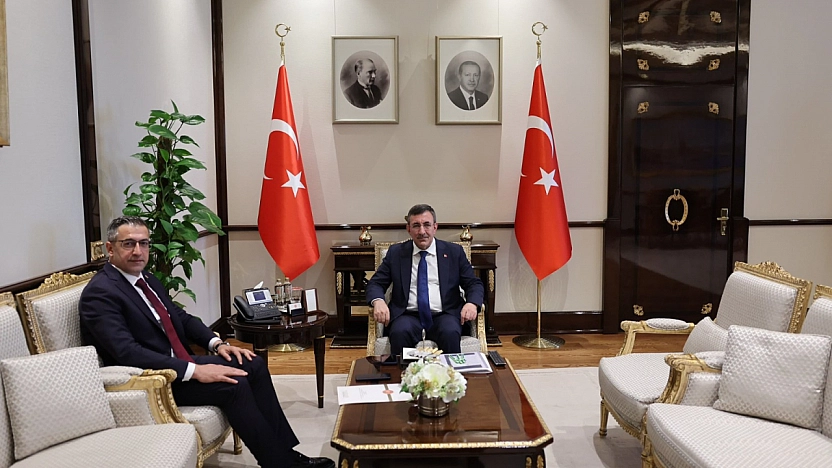 Işıkver, Cumhurbaşkanı Yardımcısı Yılmaz İle İstişarelerde Bulundu