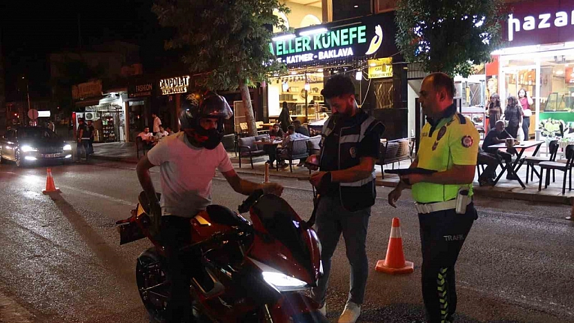 Kovancılar'da Polis Ekiplerinden Şok Uygulama