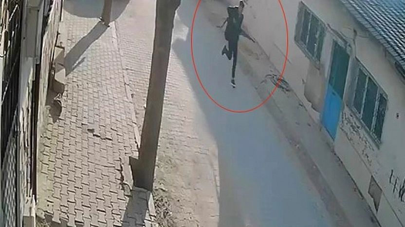 Manisa'da Okul Önünde Silahlı Saldırı: 2'si Ağır 10 Öğrenci Yaralı