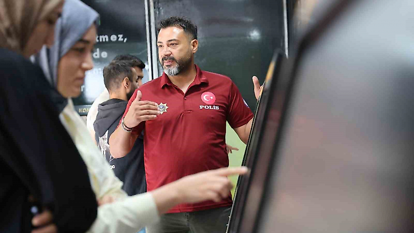 NARKO TIR Elazığ'da: Vatandaşlardan Yoğun İlgi