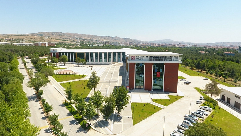 Rektör Prof. Dr. Göktaş, Elazığ'ın  Öğrencilere Sunduğu Avantajları Anlattı