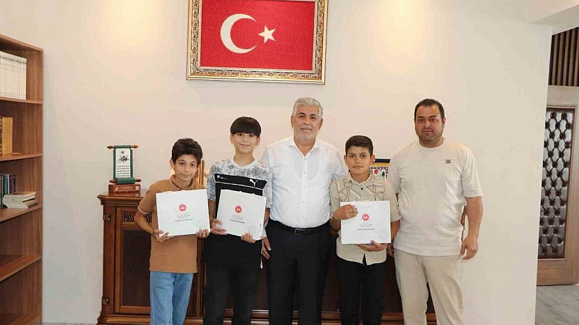 Dürüstlükleriyle Gönülleri Kazanan Çocuklar Müftülükte Misafir Edildi