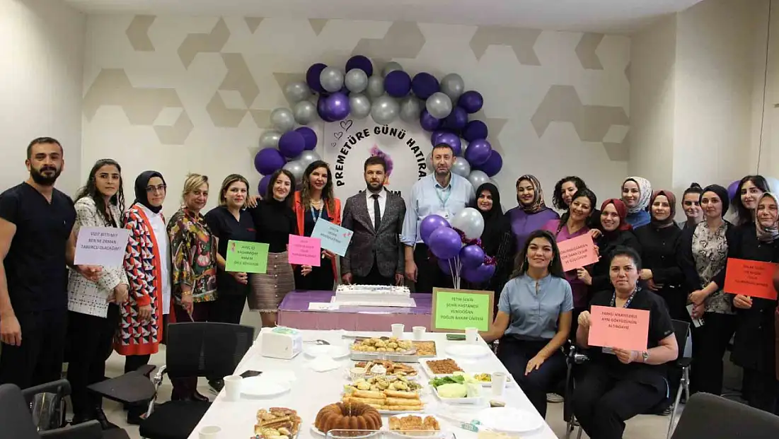 Elazığ'da Dünya Prematüre Günü kutlandı.