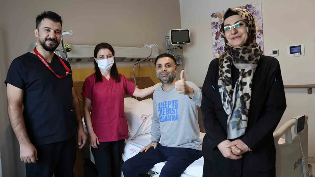 Elazığ'da 45 yaşındaki bir hasta, 50 dakikalık kalp masajıyla hayata döndü