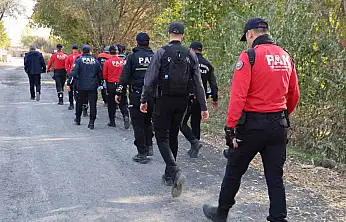 Elazığ'da kaybolan otizmli çocuğun bulunması için arama çalışmaları bir haftadır devam ediyor