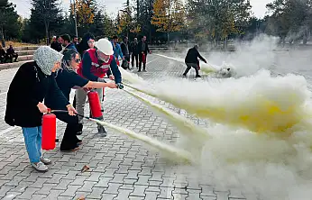 Fırat Üniversitesi'nde Yangın Tatbikatı Gerçekleştirildi