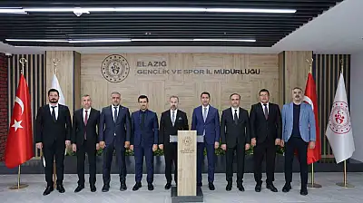 Elazığ'da gençlere yönelik hayata geçirilen projeler ele alındı.