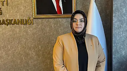 AK Parti Elazığ Kadın Kollarında Değişim Rüzgarı: Burcu Tüver'in İstifası İstendi