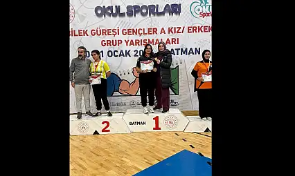Elazığ, bilek güreşi müsabakalarında 3 madalya  kazandı