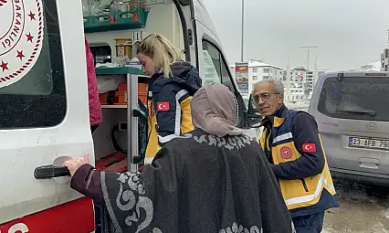 Elazığ'da sitede doğal gaz zehirlenmesi: 1'i çocuk 6 kişi hastaneye kaldırıldı