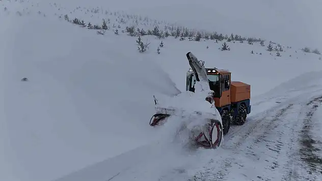Elazığ'da 113 Köy Yolunda Çalışmalar Devam Ediyor