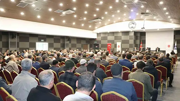 Elazığ'da din görevlileri bir buluşmada bir araya geldi.