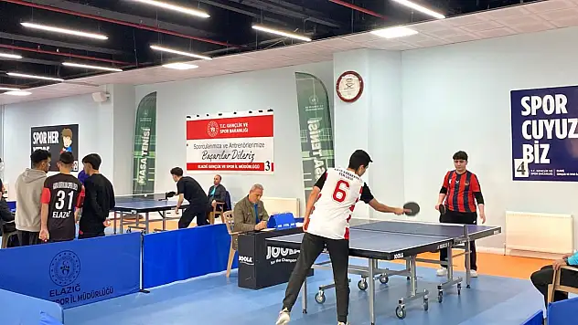 Elazığ'da okul sporları çerçevesinde masa tenisi turnuvaları gerçekleştirildi.