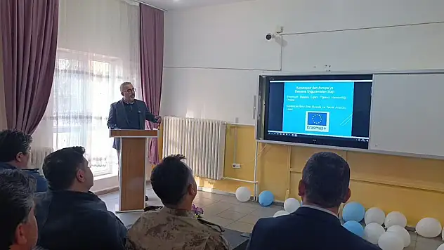 Elazığ'dan 28 öğrenci, Avrupa'da demans üzerine staj yapmak için gidiyor.