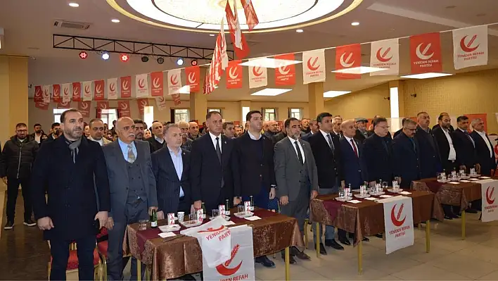 'Baskil'de Yeniden Refah Rüzgârı: Mahmut Hazar İlçe Başkanı Seçildi'