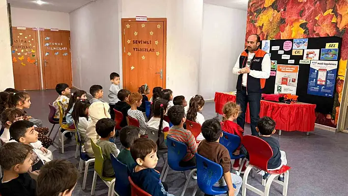 Elazığ'da öğrencilere yönelik afet farkındalık eğitimi verildi