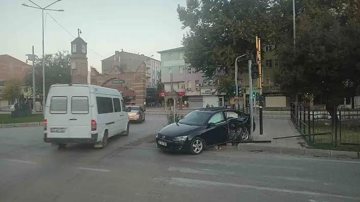 Elazığ'da meydana gelen trafik kazasında 1 kişi yaralandı.