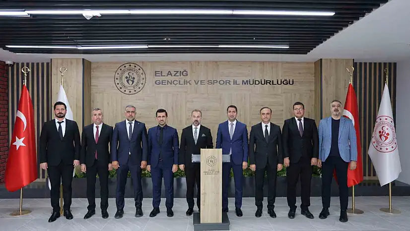 Elazığ'da gençlere yönelik hayata geçirilen projeler ele alındı.