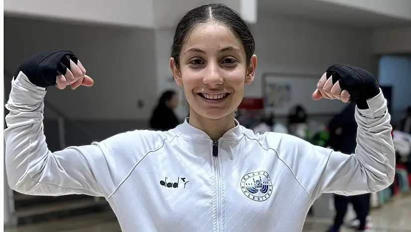 Elif Naz Çeçen, Yıldızlar Boks Milli Takım kampına davet edildi.