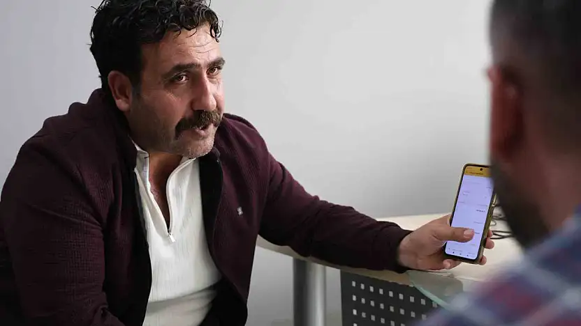 Doğum gününde banka sürprizi zannetti: Yanlışlıkla hesabına yatan çeyrek milyon lirayı geri iade etti.