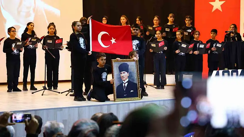 Elazığ'da, 10 Kasım Atatürk'ü Anma Günü kapsamında çeşitli etkinlikler düzenlendi