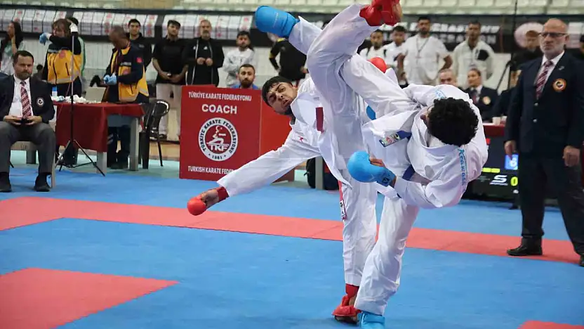 Elazığ'da, bini aşkın karateci Milli Takım'a seçilebilmek için yoğun bir mücadele veriyor