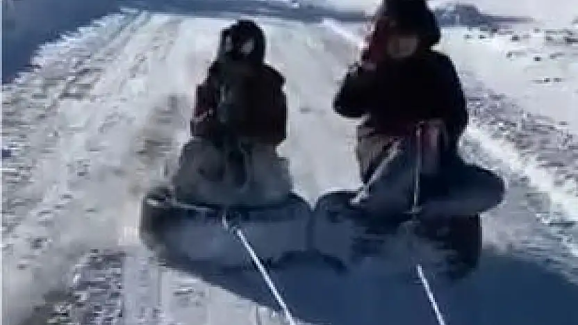 Çocukların Kar Keyfi: Lastiklerle Eğlenceli Kızak Macerası