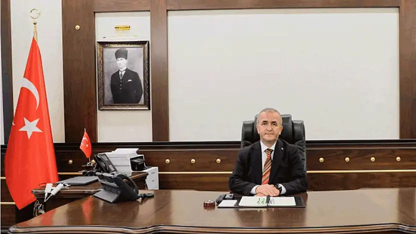 Vali Hatipoğlu'ndan 17 Kasım Atatürk'ün Elazığ Ziyareti Mesajı